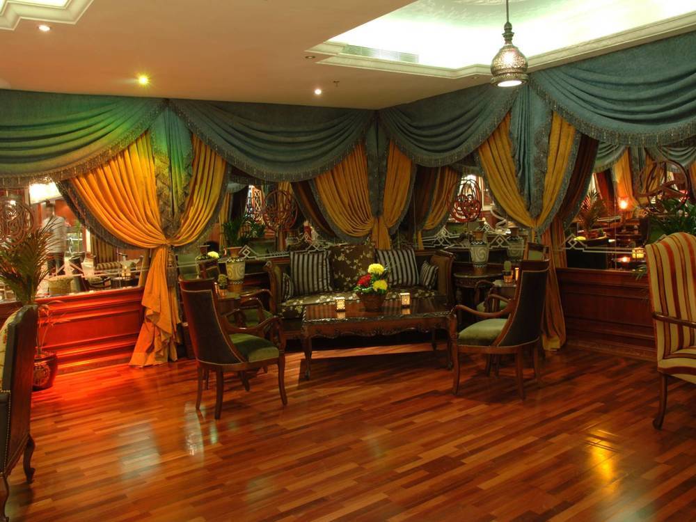 Hotel Al Shohada By Palm Rich Makkah La Meca Exterior foto The interior of the restaurant
