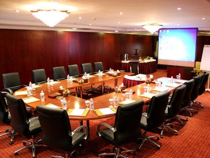 Hotel Al Shohada By Palm Rich Makkah La Meca Exterior foto A meeting room