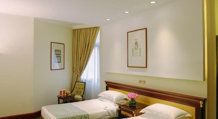 Hotel Al Shohada By Palm Rich Makkah La Meca Exterior foto A room at the hotel